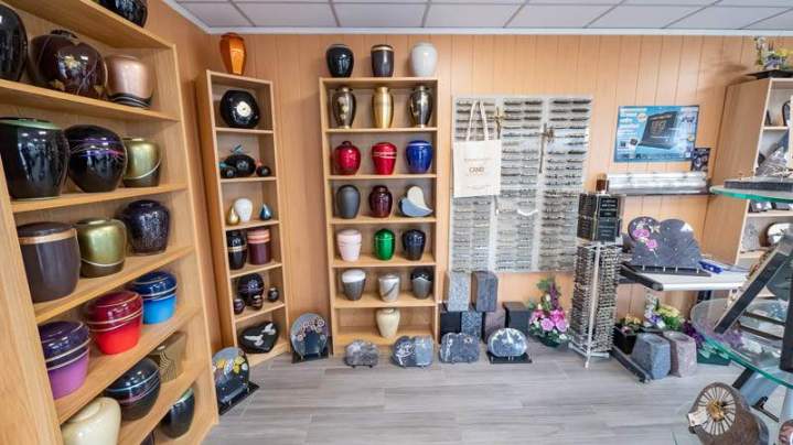 Vente d'urnes pour crémation Limours
