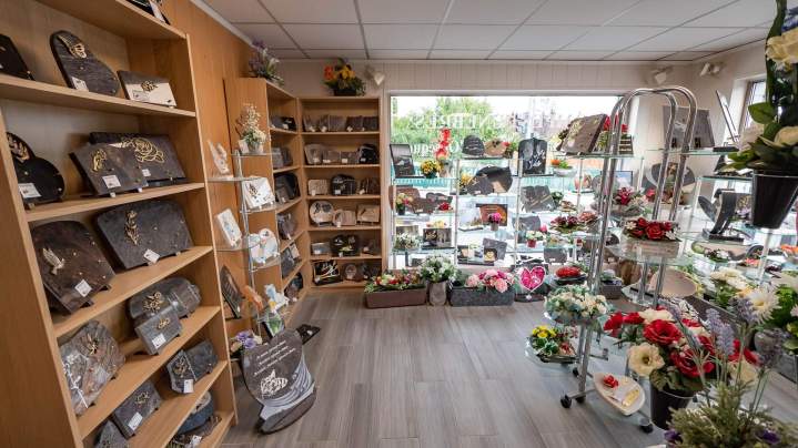 Vente d'articles funéraires Limours
