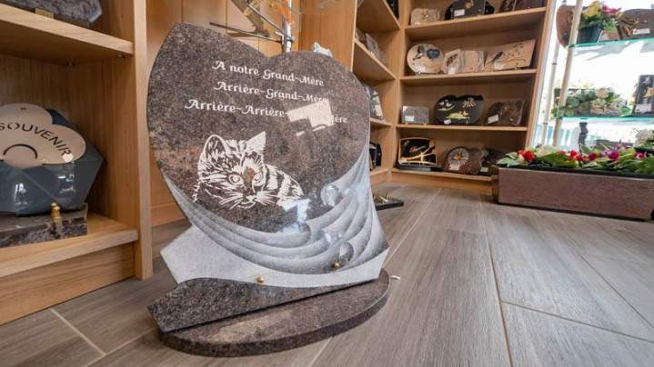 Monument funéraire unique Limours