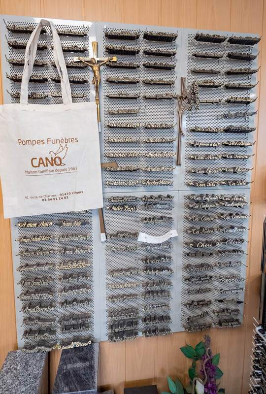 Lettres pour plaques funéraires Limours